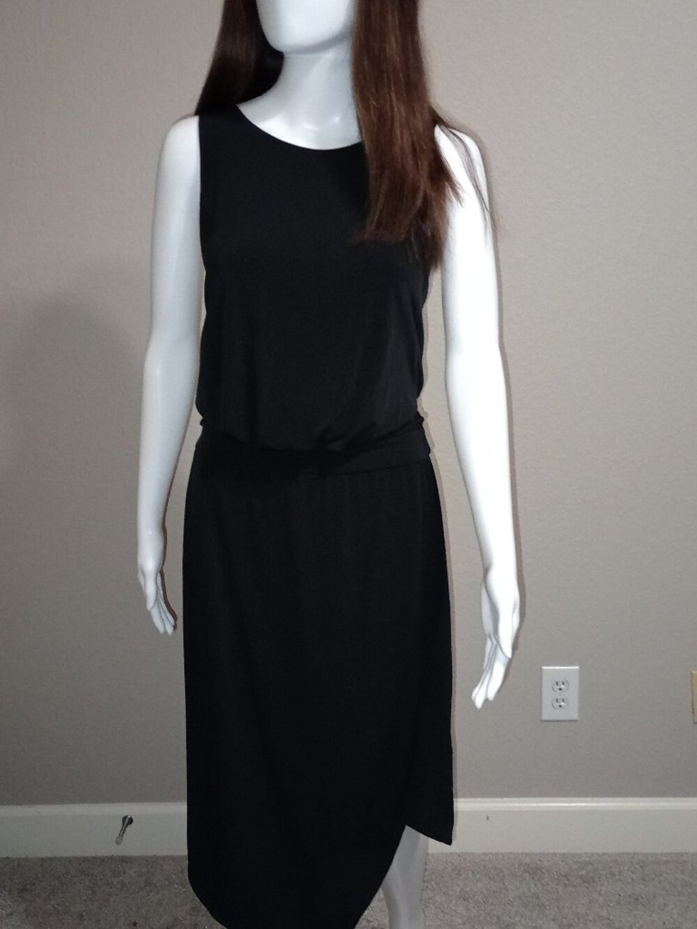 Banana Republic Black Sleeveless Asymmetrical Hem Midi Dress NWT Size Large